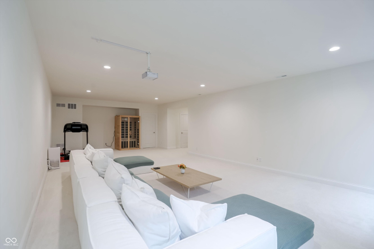 Listing Image 57