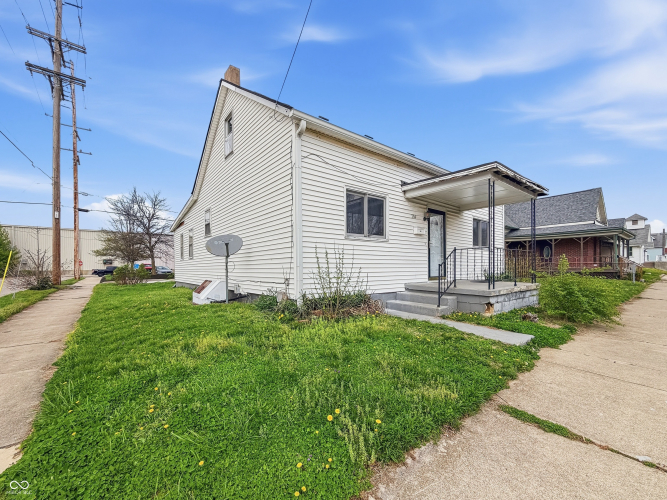 Listing Image 3