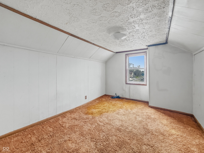 Listing Image 36