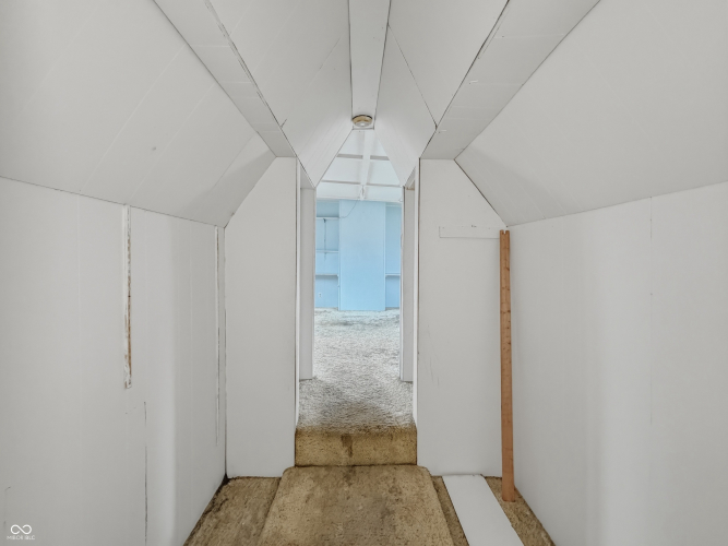 Listing Image 40