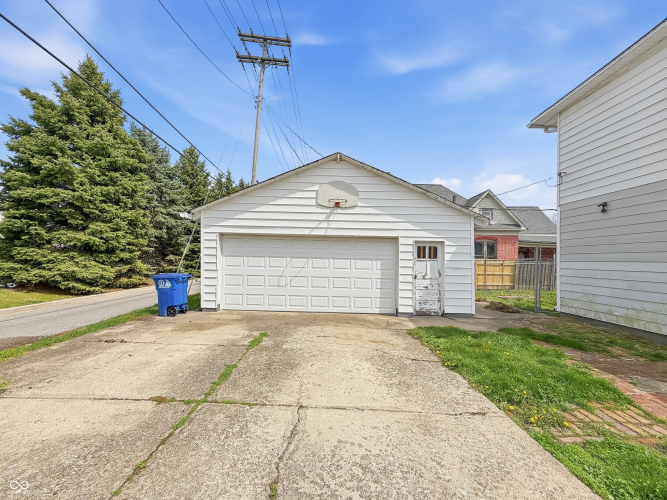 Listing Image 7
