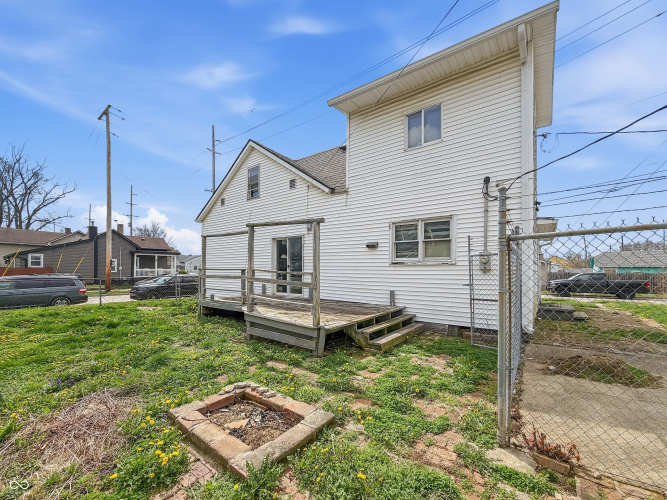Listing Image 10