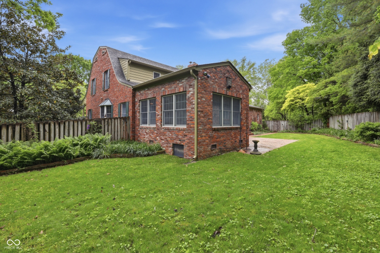 Listing Image 54