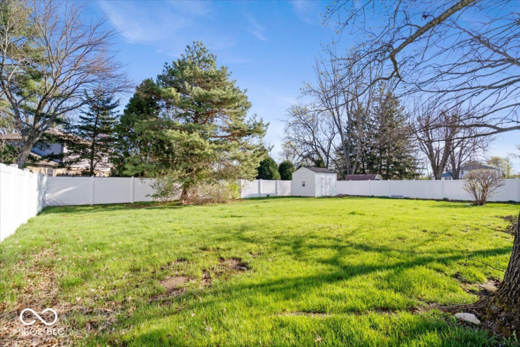 Listing Image 44