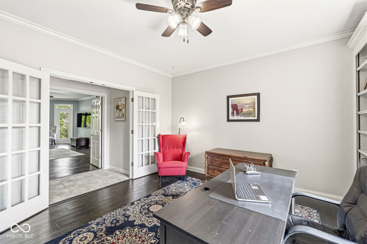 Listing Image 19