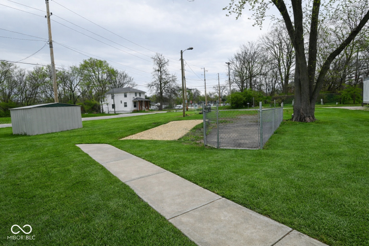 Listing Image 33