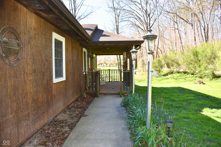 Listing Image 46