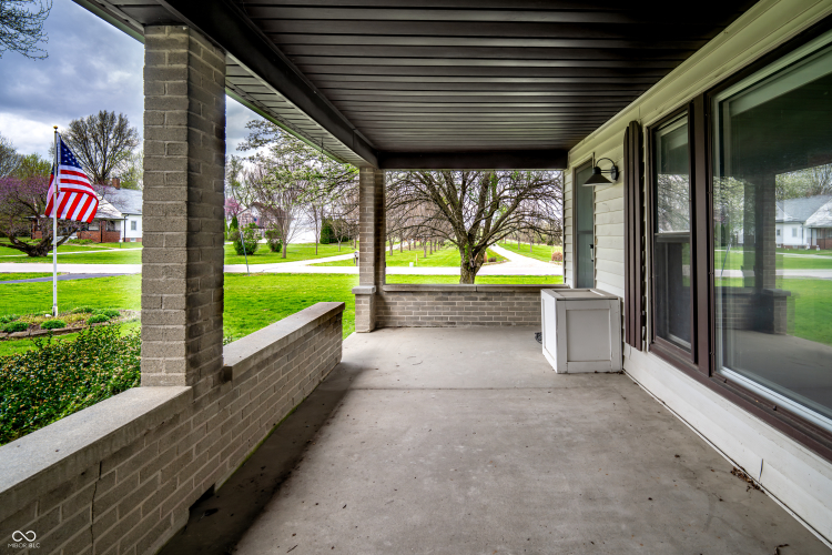 Listing Image 54