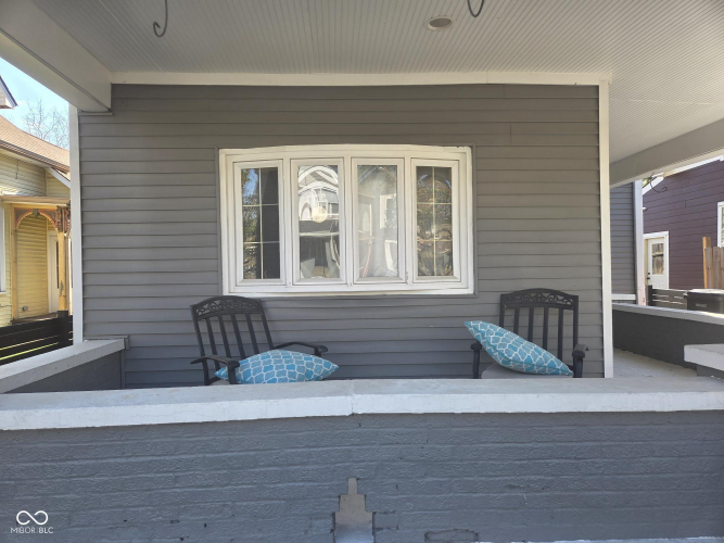 Listing Image 3