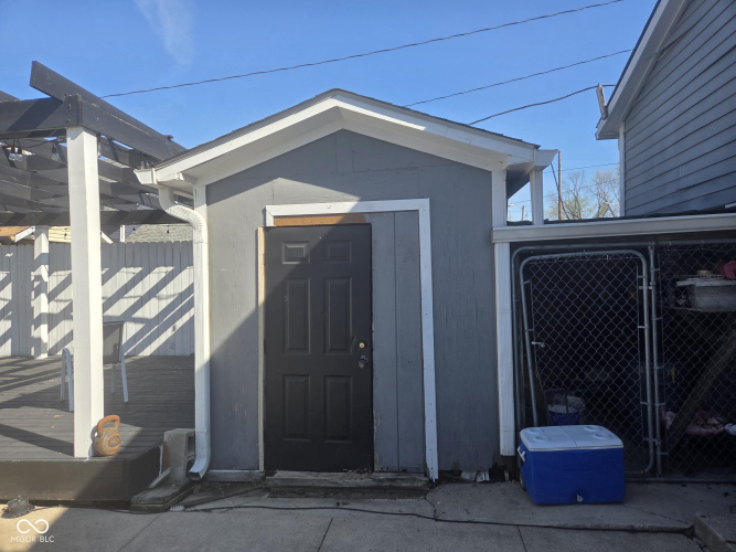 Listing Image 23