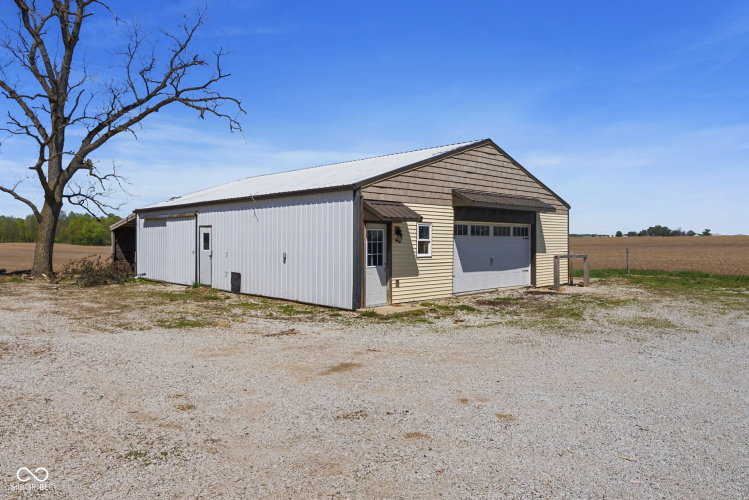 Listing Image 20