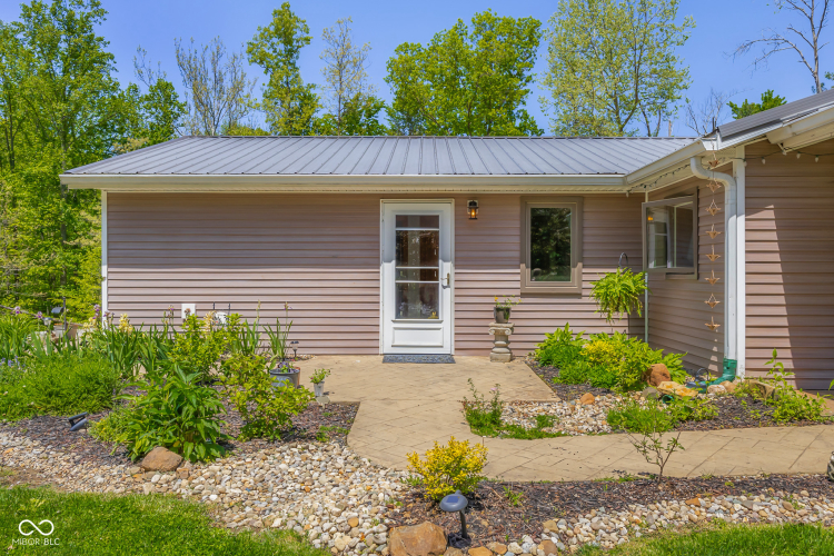 Listing Image 17