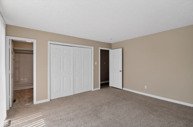 Listing Image 27