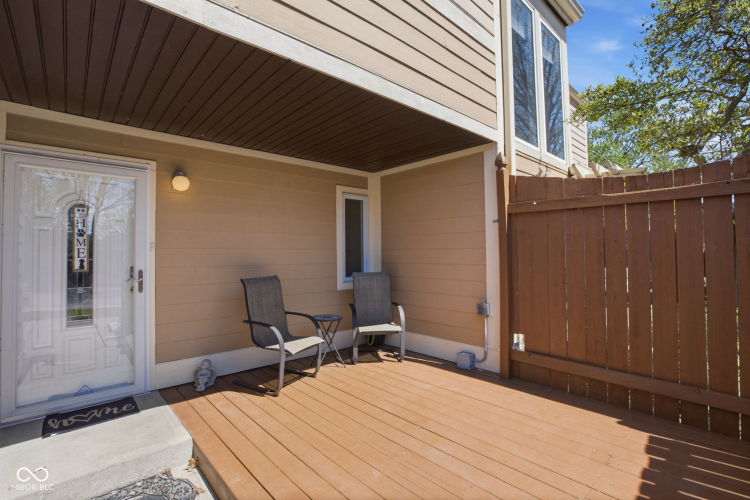 Listing Image 5