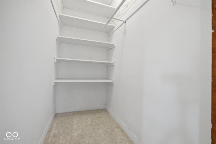 Listing Image 24