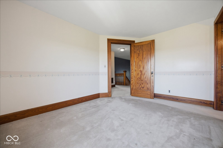 Listing Image 42