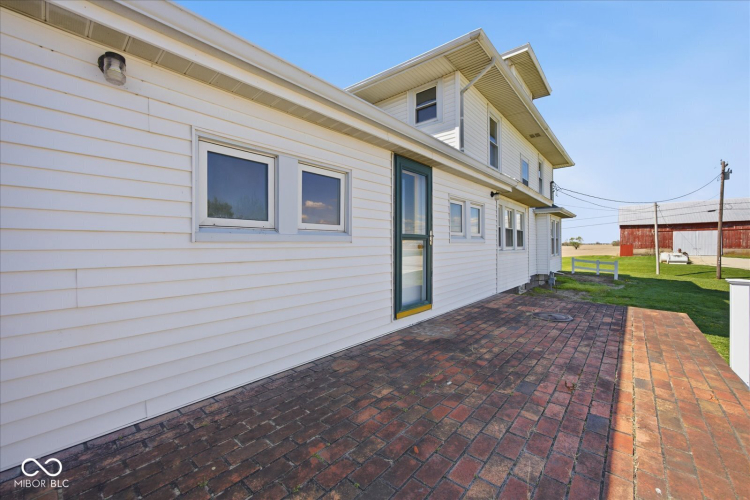 Listing Image 50