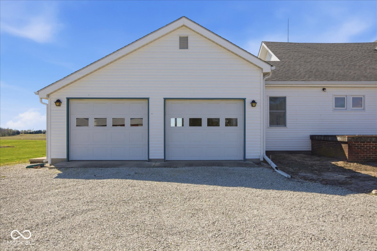Listing Image 52