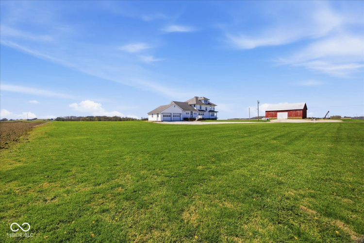 Listing Image 54