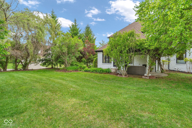 Listing Image 105