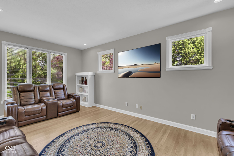 Listing Image 51