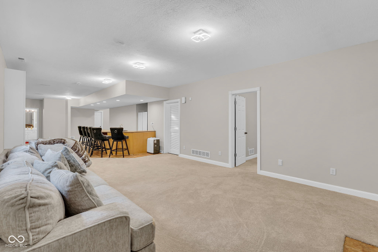 Listing Image 86