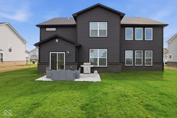 Listing Image 56