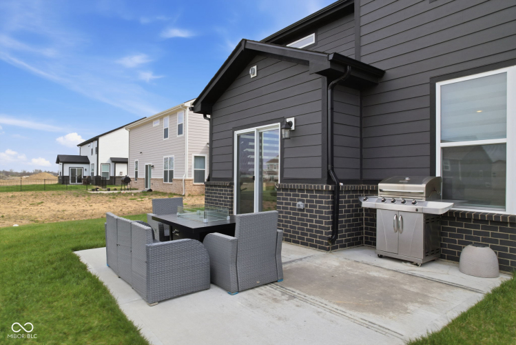 Listing Image 59