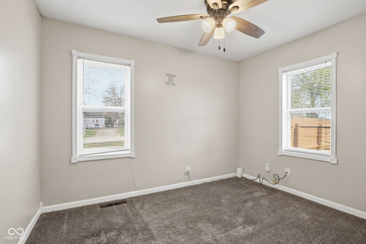 Listing Image 24