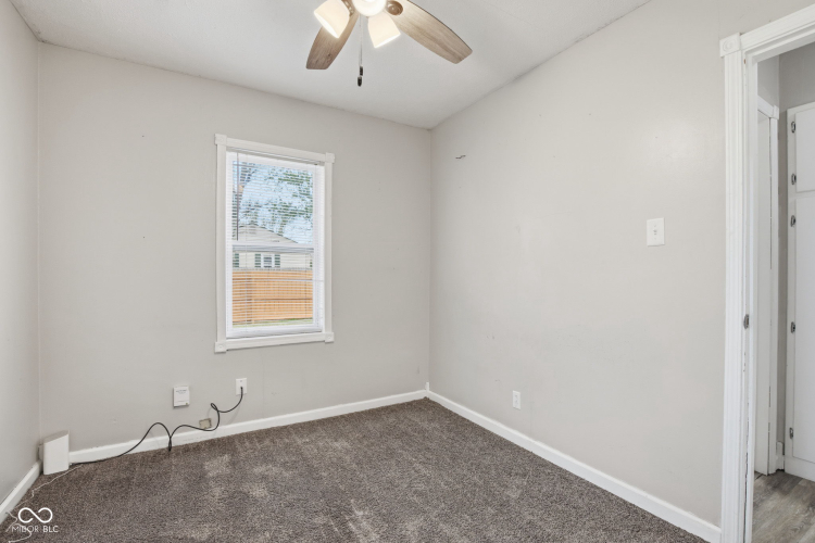 Listing Image 25