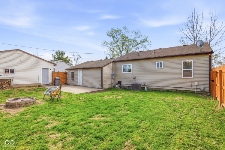 Listing Image 32