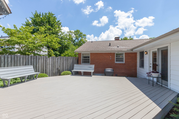 Listing Image 19