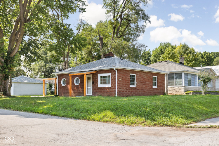 Listing Image 18