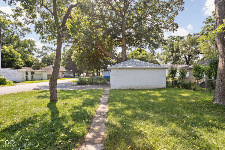 Listing Image 19
