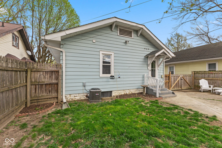 Listing Image 28