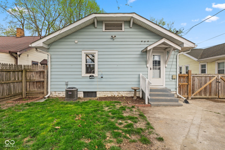 Listing Image 29