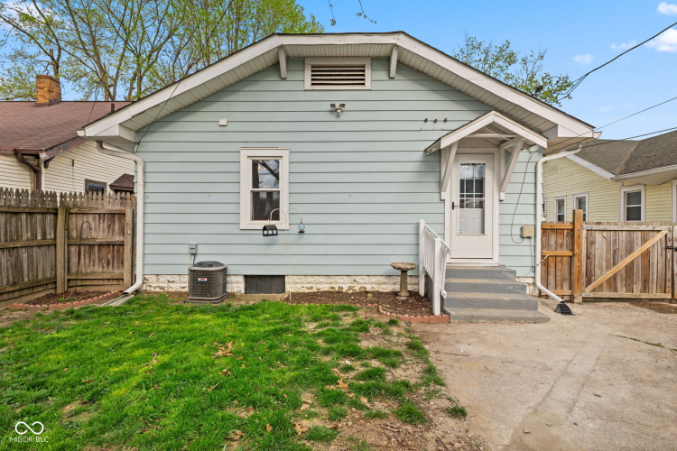Listing Image 32