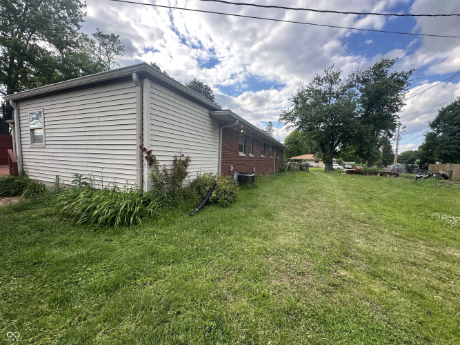 Listing Image 43
