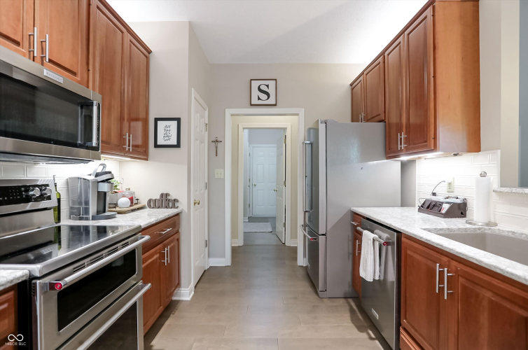 Listing Image 22
