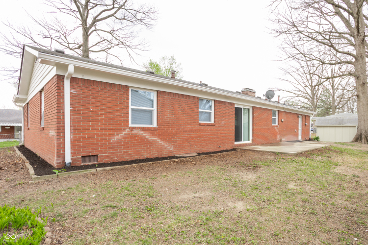 Listing Image 24