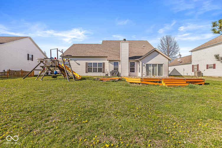 Listing Image 44