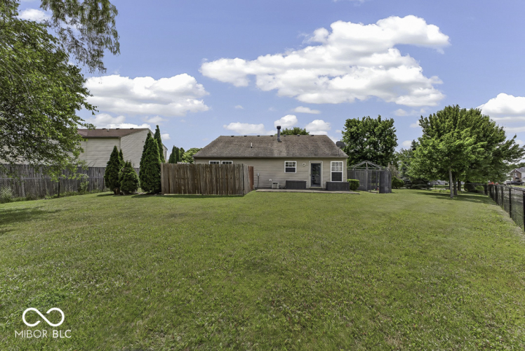 Listing Image 29
