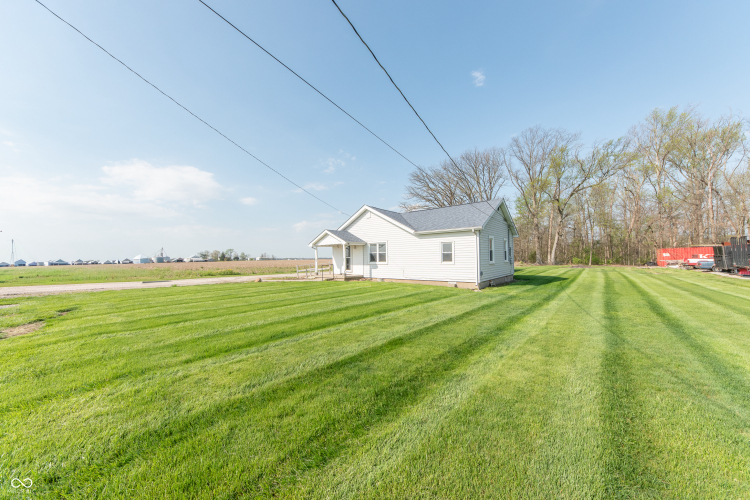Listing Image 17