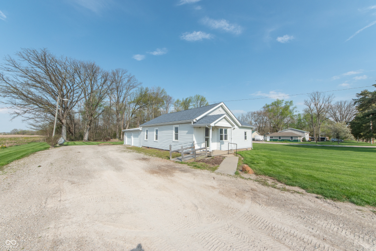 Listing Image 18