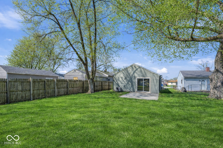 Listing Image 13