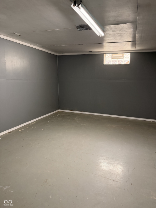 Listing Image 17