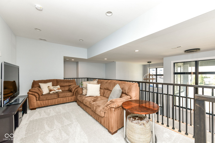 Listing Image 55