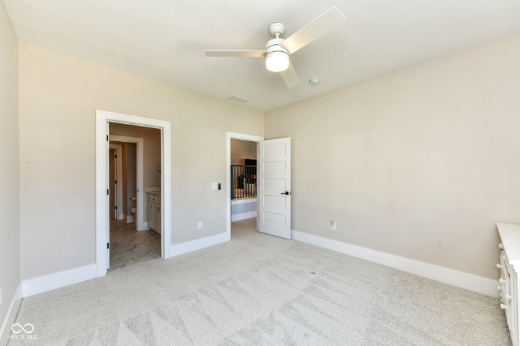 Listing Image 59