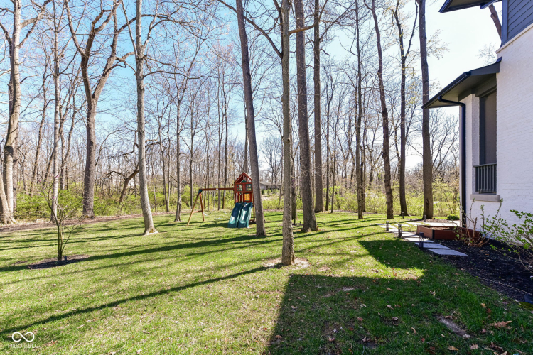 Listing Image 84
