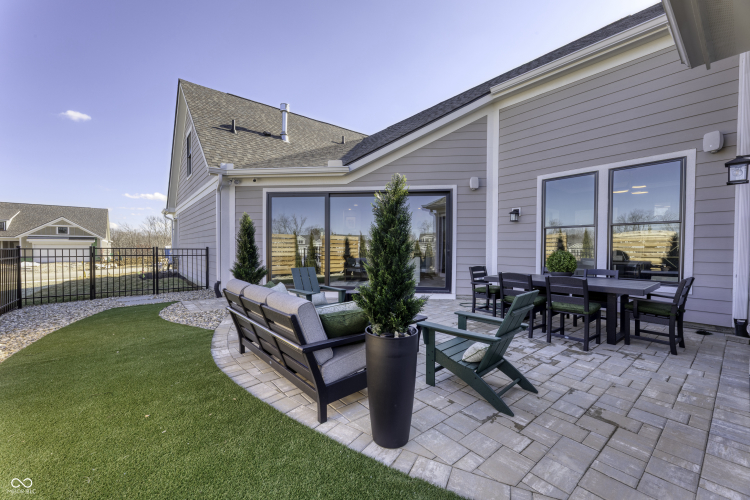 Listing Image 22